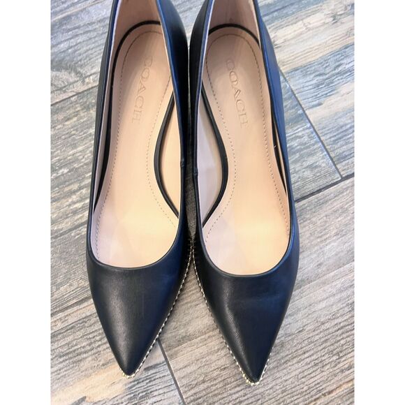 Coach Willa Women 8.5B Black Leather Pointed Toe Block Heel Pumps Gold Bead Logo - Picture 2 of 10